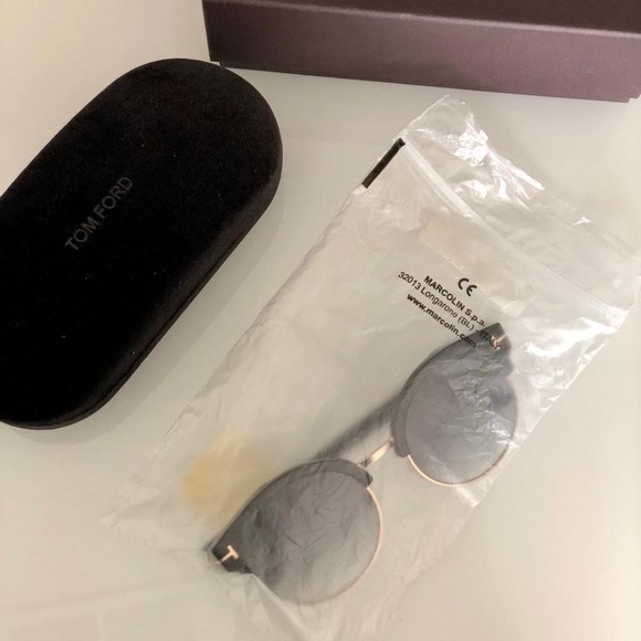 Tom Ford Sunglasses NWT - Picture 5 of 7